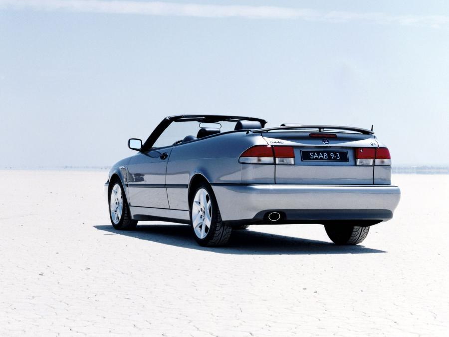  Saab 9-3 Aero Convertible 1999 года  (фото 2 из 43)
